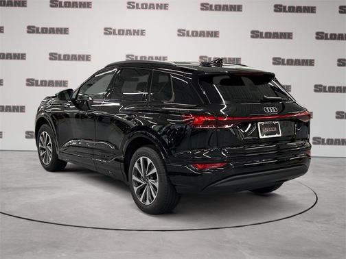 2025 Audi Q6 e-tron Premium