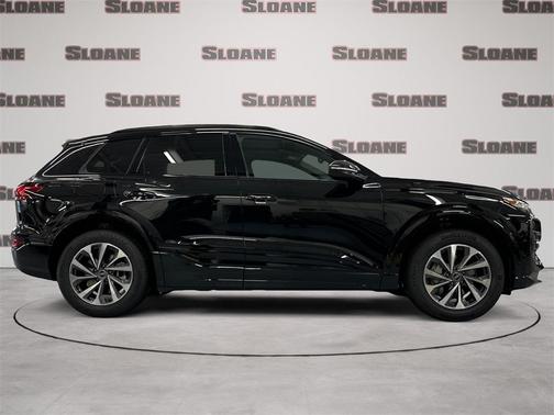 2025 Audi Q6 e-tron Premium