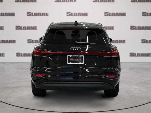 2025 Audi Q6 e-tron Premium