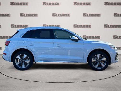2023 Audi Q5 40 Premium Plus