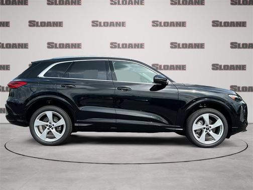 2025 Audi Q5 2.0T quattro Premium
