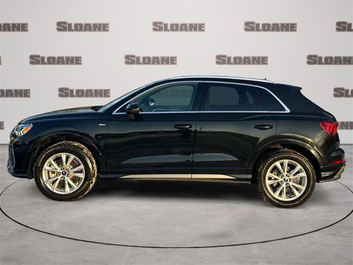 2023 Audi Q3 45 S line Premium