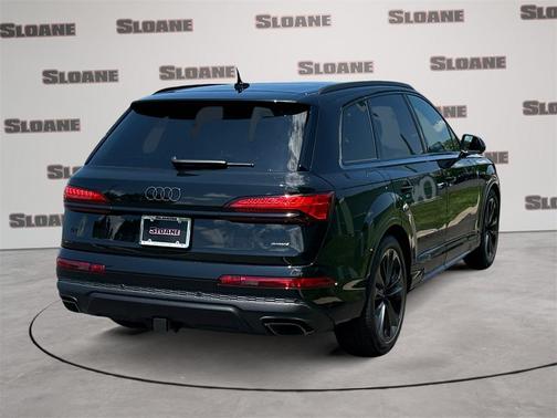 2025 Audi Q7 55 Premium