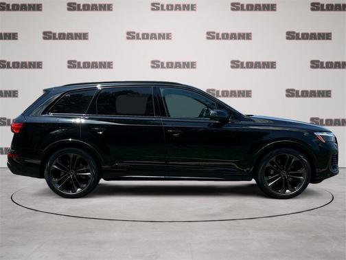 2025 Audi Q7 55 Premium