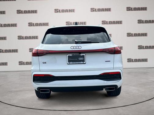 Arkona White 2025 Audi Q5 2.0T quattro Premium