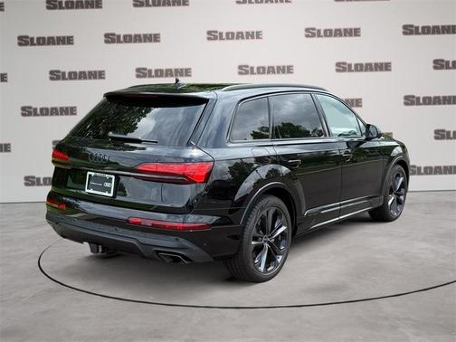 2025 Audi Q7 55 Premium Plus