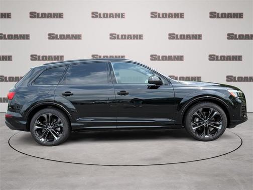 2025 Audi Q7 55 Premium Plus