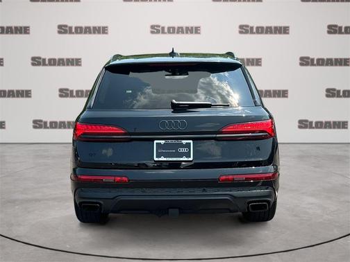 2025 Audi Q7 55 Premium Plus
