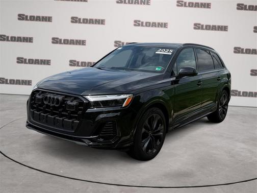 2025 Audi Q7 55 Premium Plus