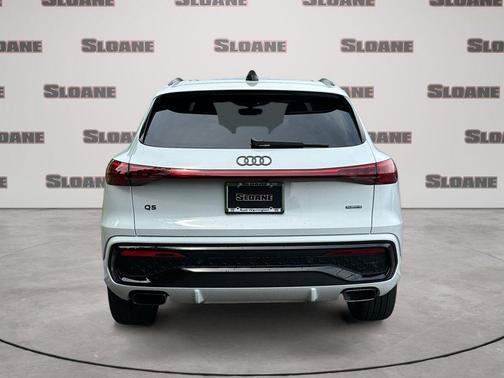 White 2026 Audi Q5