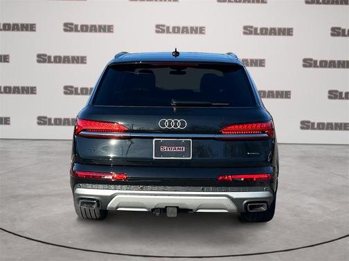 2025 Audi Q7 55 Premium