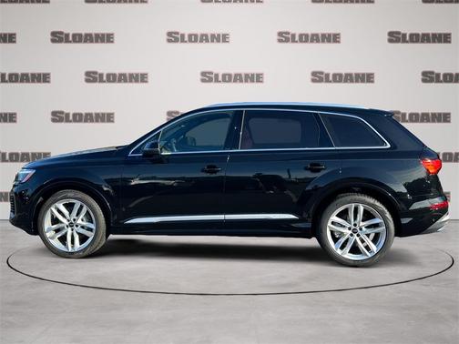 2025 Audi Q7 55 Premium