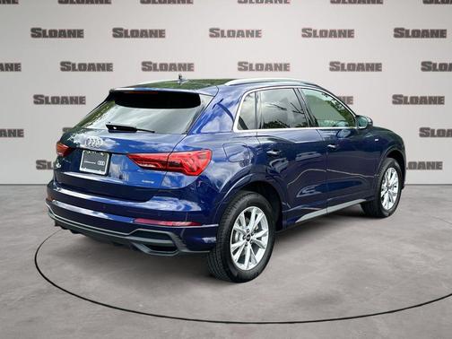 Navarra Blue Metallic 2025 Audi Q3 45 S line Premium