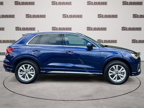Navarra Blue Metallic 2025 Audi Q3 45 S line Premium
