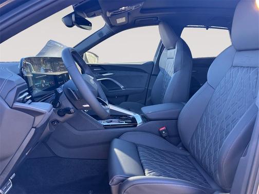 2025 Audi SQ5 3.0T quattro Premium