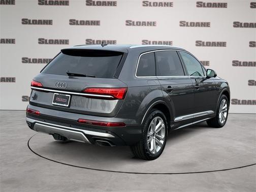 2025 Audi Q7 45 Premium Plus