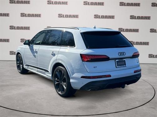 2026 Audi Q7 55 Premium