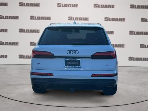 2026 Audi Q7 55 Premium