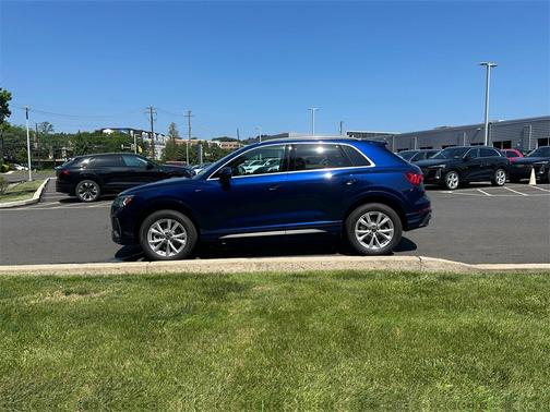 2025 Audi Q3 45 S line Premium