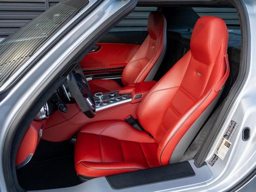 2012 Mercedes-Benz SLS AMG Base