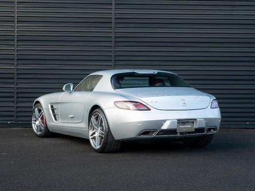 2012 Mercedes-Benz SLS AMG Base