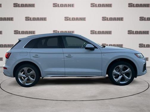 2023 Audi Q5 45 S line Premium Plus