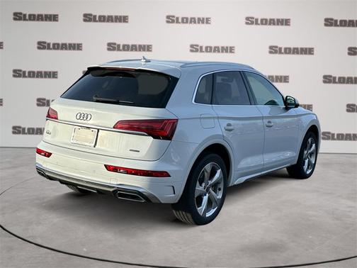 2023 Audi Q5 45 S line Premium Plus