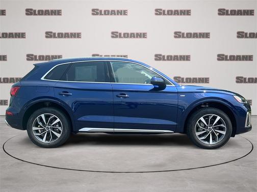 2025 Audi Q5 45 S line quattro Premium