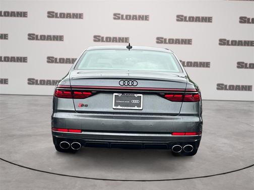 2022 Audi S8 4.0T quattro