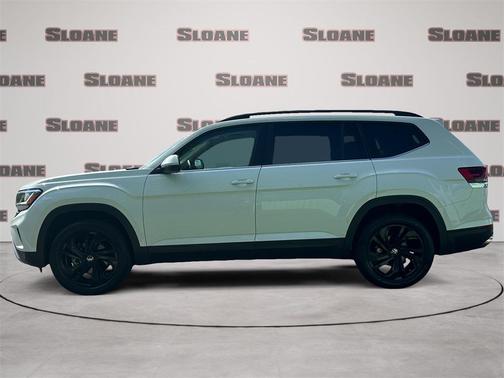 2022 Volkswagen Atlas 3.6L SE w/Technology