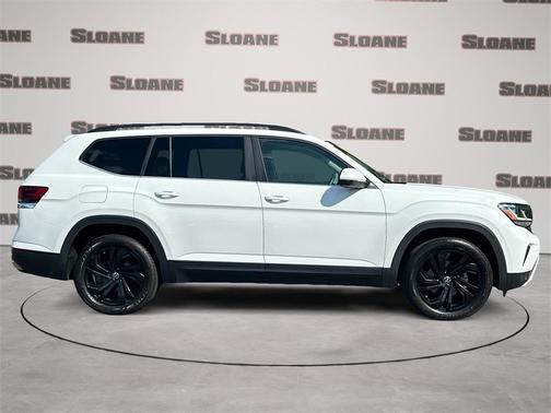 2022 Volkswagen Atlas 3.6L SE w/Technology