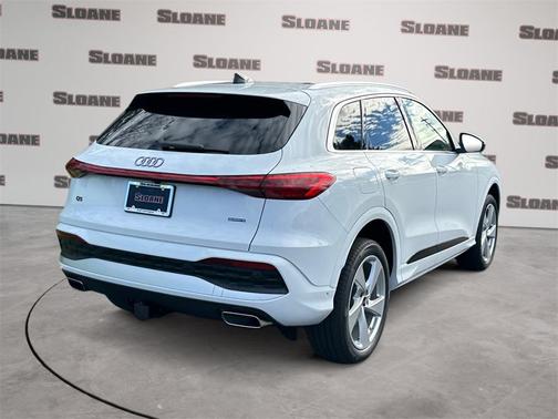 2025 Audi Q5 2.0T quattro Premium