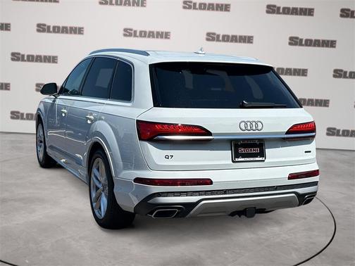 2025 Audi Q7 55 Premium
