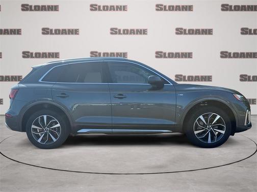 2025 Audi Q5 45 S line quattro Premium