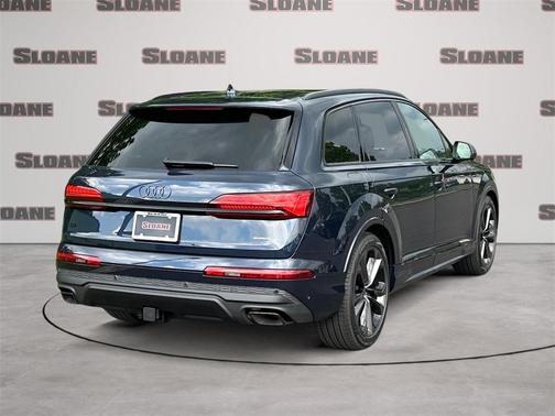 2025 Audi Q7 55 Premium