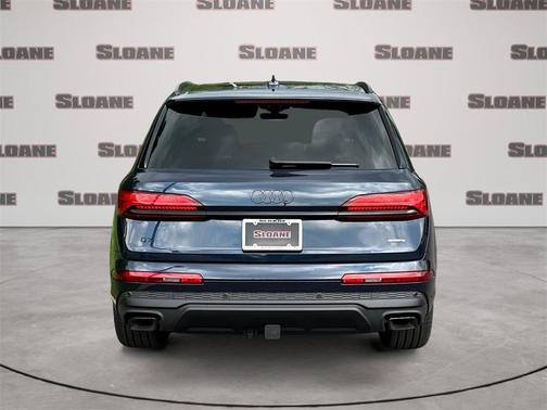 2025 Audi Q7 55 Premium