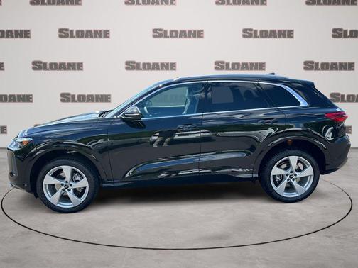 Black 2026 Audi Q5
