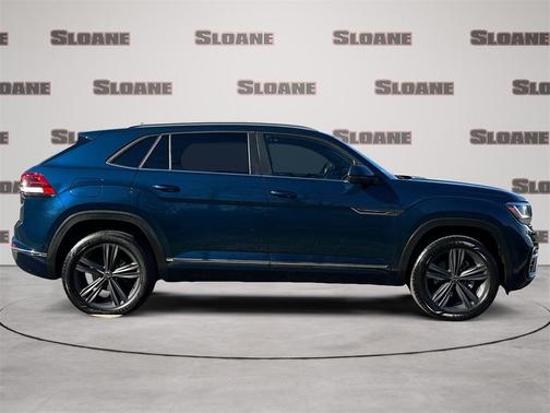 2021 Volkswagen Atlas Cross Sport 3.6L V6 SE w/Technology R-Line
