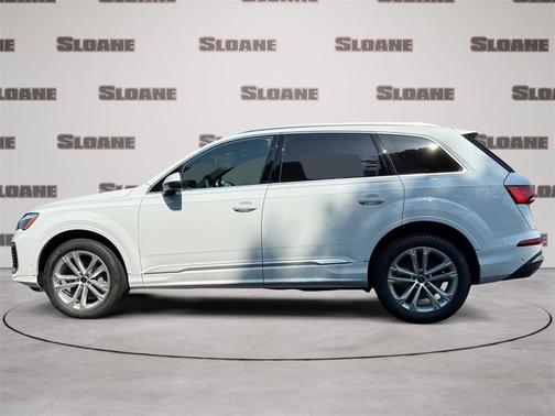2025 Audi Q7 55 Premium Plus