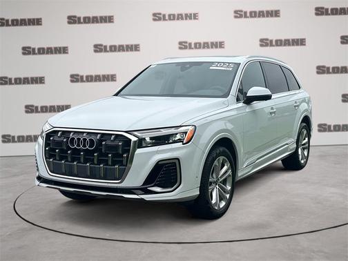 2025 Audi Q7 55 Premium Plus