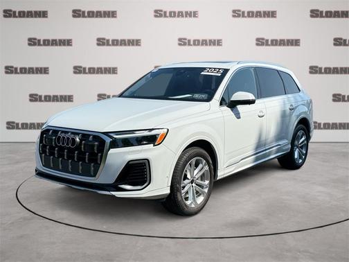 2025 Audi Q7 55 Premium Plus