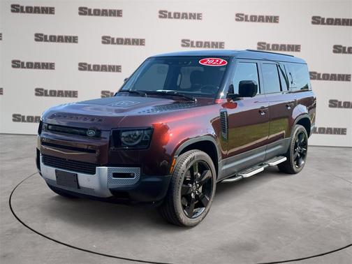 2023 Land Rover Defender SE