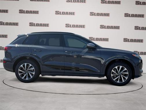 2025 Audi Q6 e-tron Premium