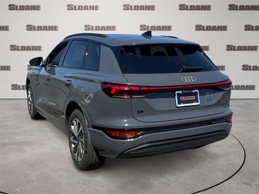 2025 Audi Q6 e-tron Premium