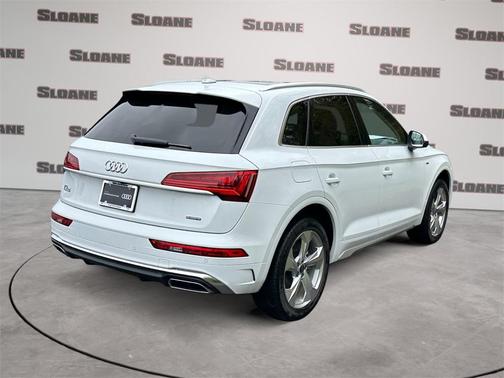 2023 Audi Q5 45 S line quattro Premium