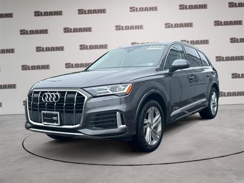2022 Audi Q7 45 Premium Plus