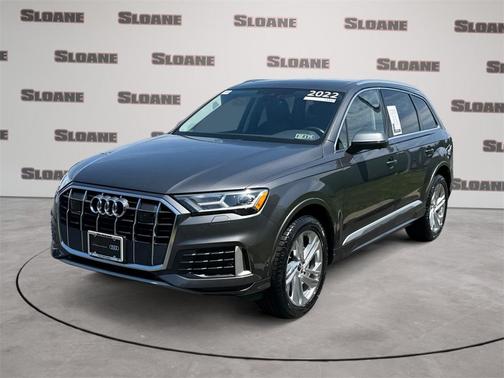 2022 Audi Q7 45 Premium Plus