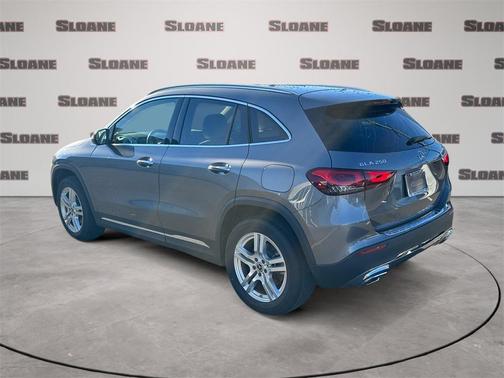 2022 Mercedes-Benz GLA 250 Base 4MATIC