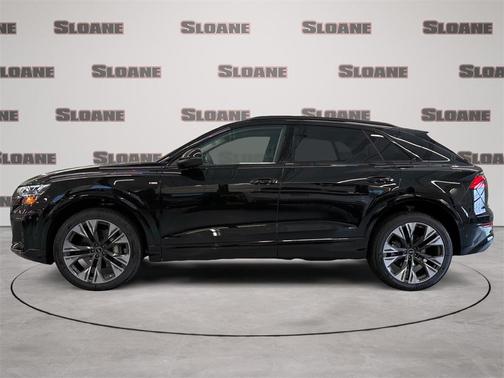 2025 Audi Q8 55 Premium