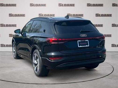 2025 Audi Q6 e-tron Premium
